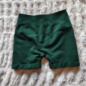 Gym Reapers Small Scrunch Shorts in Emerald Green
